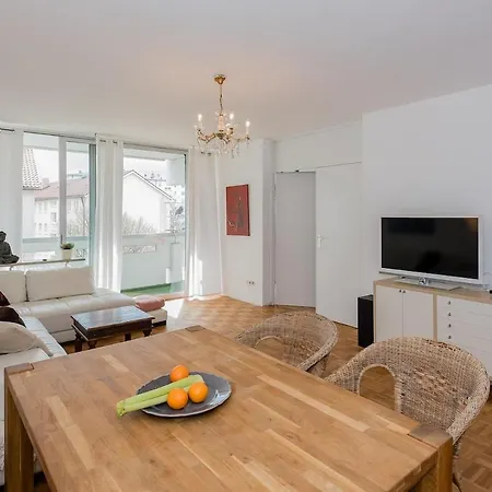 Oktoberfest 40 Apartment *